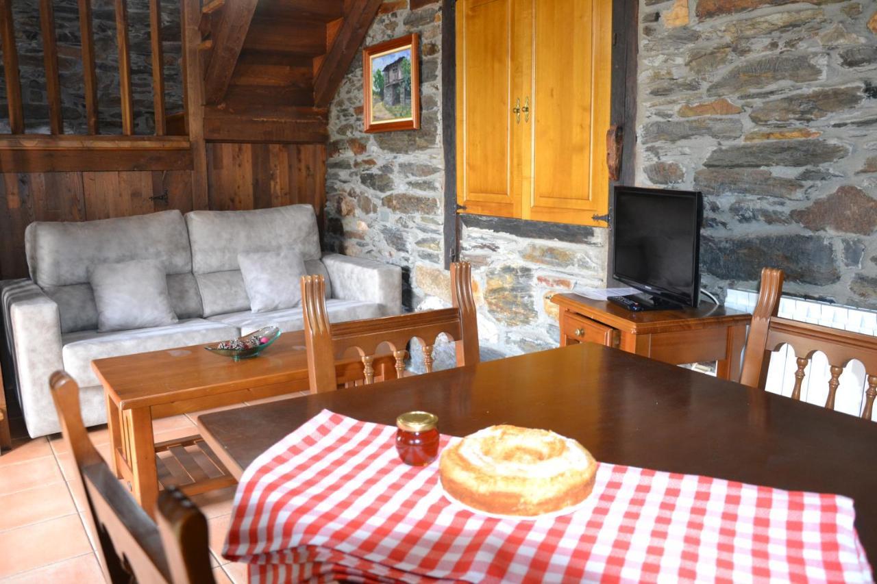 Apartamentos Rurales Ron Luaran gambar